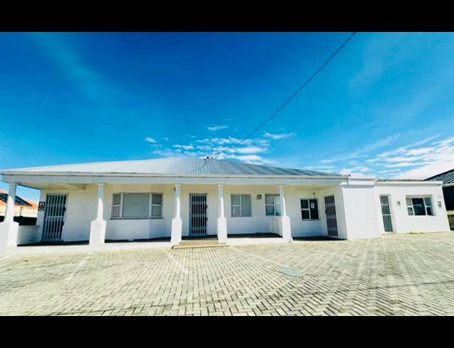 261M² OFFICE FOR SALE IN BEREA